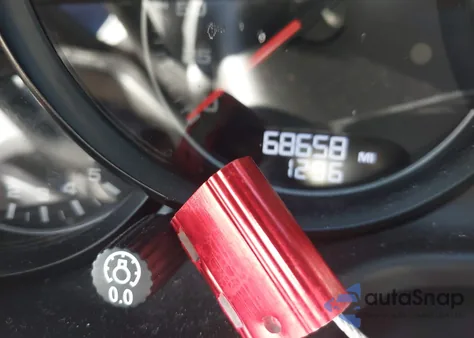 2013 Porsche Panamera 4 из США, поврежденный, VIN WP0AA2A71DL017631